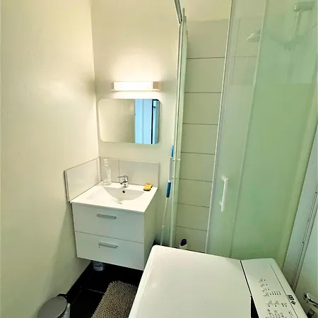 Confortable Proche Gare Apartment