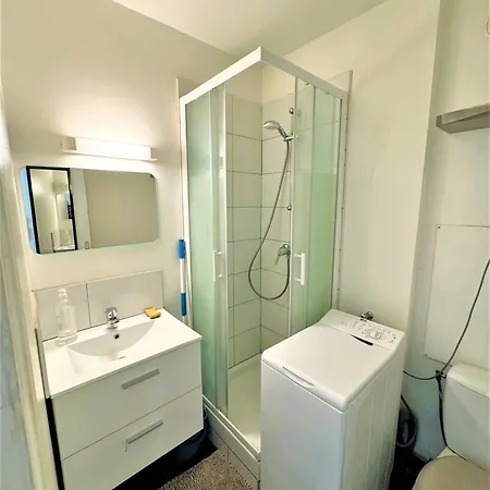 Confortable Proche Gare Apartamento Melun