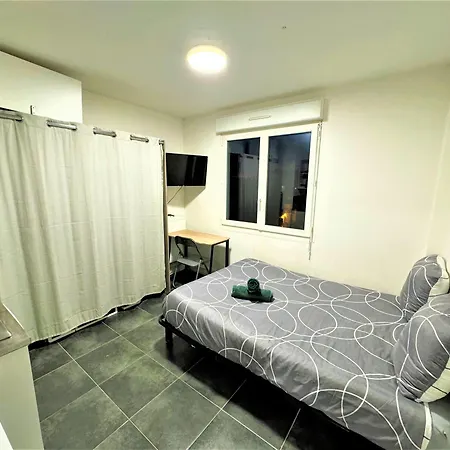 Apartment Confortable Proche Gare Melun