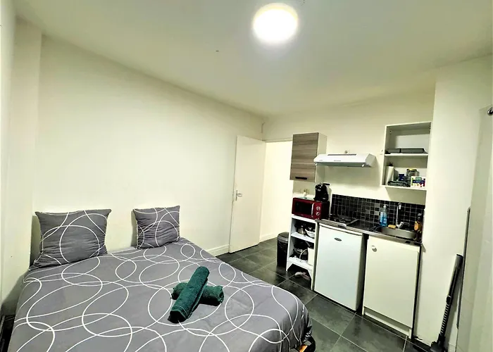 Confortable Proche Gare アパート ムラン